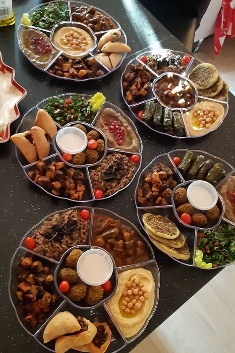 Lebanese Mezze Platters perfect for any occassion Lebanese Platter, Ramadan Food Ideas, Lebanese Home, Lebanese Dinner, Lebanese Mezze, Vegan Lebanese, Lebanese Breakfast, Arab Food, Ramadan Desserts