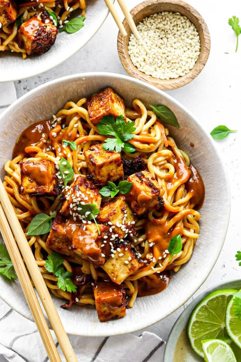 The BEST Peanut Sesame Soy Noodles with Crispy Tofu! For nights when you're craving spicy, warming, cosy, saucy & nourishing noodles, FAST! Simple & delicious! Soy Noodles, Tofu Noodles, Sesame Noodles, Peanut Noodles, Vegan Asian, Crispy Tofu, Supper Ideas, Tofu Recipes, Cooked Vegetables