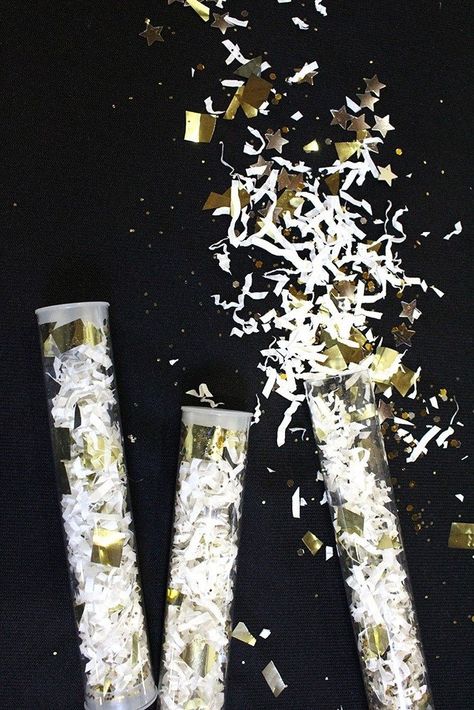 Abc Decor, University Branding, Nye 2024, Confetti Diy, Graduation Confetti, Black Dessert, New Year Countdown, Confetti Poppers, Diy Confetti