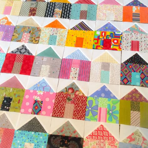 House Quilt Blocks House Quilt Blocks, House Quilt Block, House Quilt Patterns, Block Quilts, Scrap Quilt Patterns, House Quilts, Patchwork Quilt Patterns, Scrap Quilt, Quilts To Make