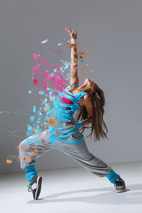 Hip Hop Dance Photography, Dancers Hip Hop, Dance Poster Design, Danse Hip Hop, Dance Wallpaper, Motion Images, Dance Hip Hop, Dancing Ballet, Dance Images