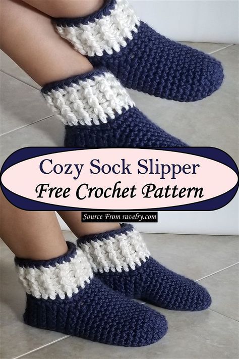 Handknitted Socks, Crochet Sock Pattern Free, Crochet Slipper Boots, Fancy Crochet, Crochet Slippers Free, Socks Ideas, Crocheted Slippers, Easy Crochet Slippers, Slippers Free Pattern