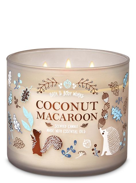 Candle Coconut, Coconut Macaroon, Candle Obsession, Bath Body Works Candles, Romantic Candles, Coconut Macaroons, Bath Candles, Mini Candles, 3 Wick Candles