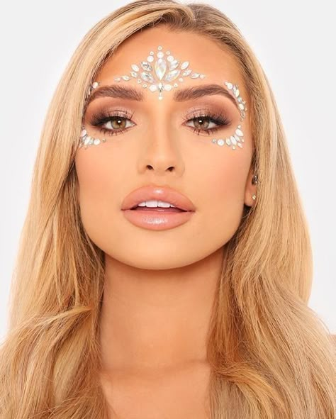 Carnaval Make-up, Festival Face Jewels, Jewel Makeup, Gem Makeup, Coachella Makeup, Makeup Festival, Face Rhinestones, Festival Makeup Glitter, Glitter Bar