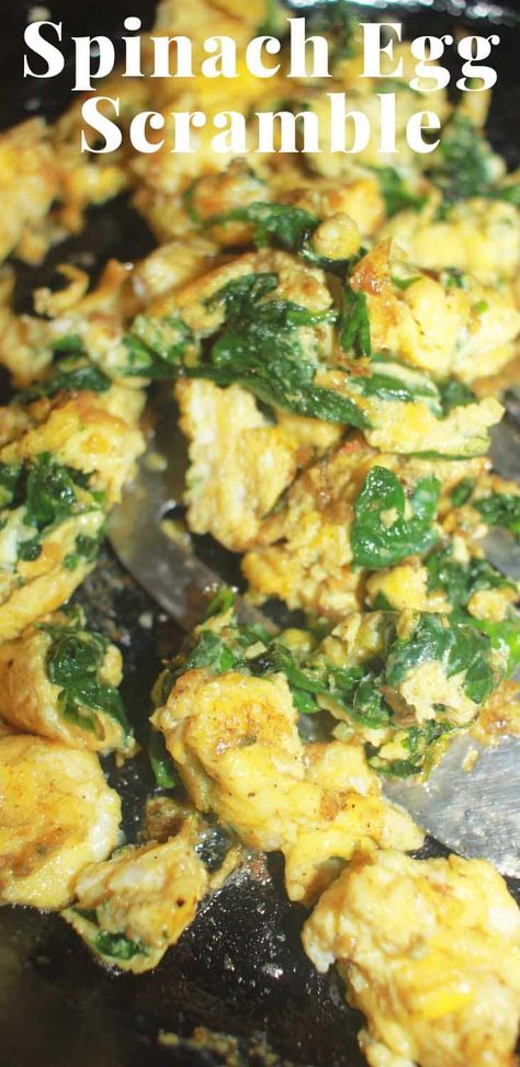 Hard Scrambled Eggs With Spinach In Cast Iron Skillet Scrambled Egg Recipes Healthy, French Scrambled Eggs, Eggs With Veggies, Scrambled Eggs Healthy, Veggies Breakfast, Healthy Nutritious Breakfast, Avocado Scrambled Eggs, Tofu Scrambled Eggs, Easy Scrambled Eggs