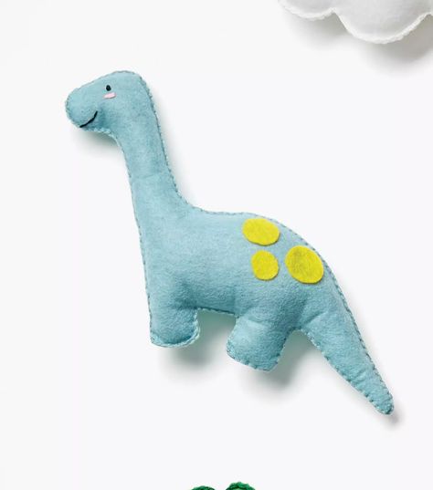 How To Make A Hand Sewn Felt Dinosaur Nursery Sewing, Homemade Stuffed Animals, Felt Dinosaur, Hand Sewn Felt, Projek Menjahit, Viking Sewing, Sewing Stuffed Animals, Dinosaur Pattern, Sewing Projects For Kids