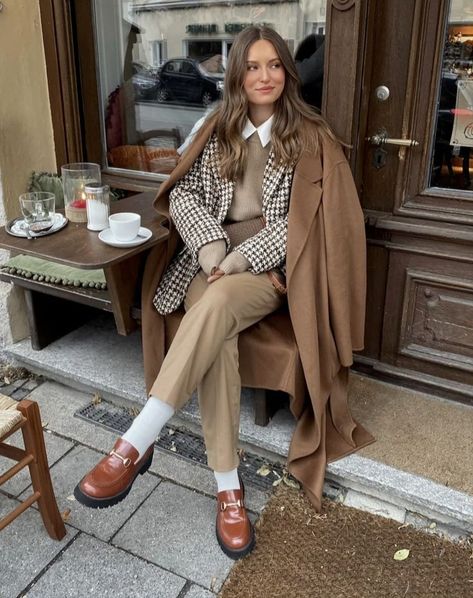 Look 80s, 00s Mode, Chique Outfits, Paris Outfits, Looks Street Style, Meryl Streep, Mode Inspo, Looks Chic, 가을 패션