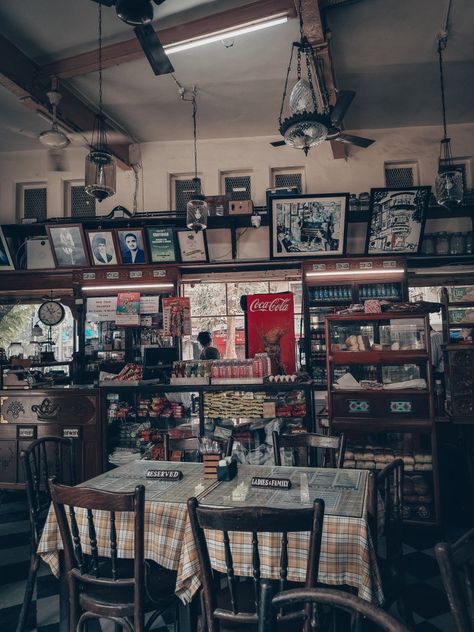 Vintage vibes in cafes, restaurant Vintage Indian Restaurant, Irani Cafe Interiors, Irani Cafe Aesthetic, Vintage Bombay Aesthetic, Old Mumbai Aesthetic, Indian Cafe Aesthetic, Vintage Restaurant Aesthetic, Vintage India Aesthetic, Old Cafe Aesthetic