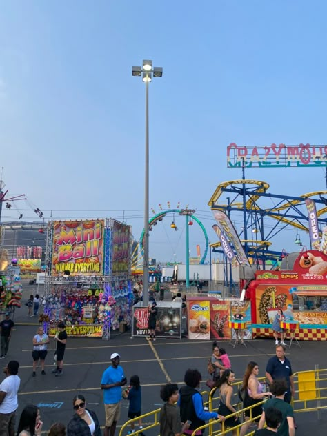 location: state fair meadowlands nj State Fair Aesthetic, Florida State Fair, State Fairs, Fair Aesthetic, Mn State Fair, Small Town Mystery, Carnival Date, Fair Pictures, Fair Carnival