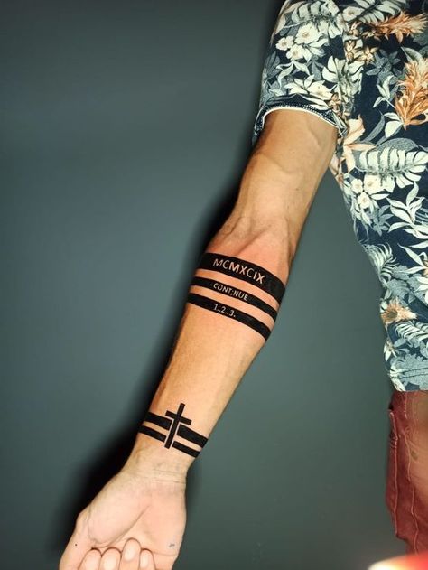 Amazing Band Tattoo | Latest Hand Tattoos For Men. A band tattoo is a body art design that honors a favorite musical group or performer. Fans frequently get hand tattoos for men or band tattoos of their favorite bands to show how much they adore and support them. Aura Tattoos, Ankle Band Tattoo, Leg Band Tattoos, Wrist Band Tattoo, Tattoo Homme, Band Tattoos For Men, Forearm Band Tattoos, Tattoo Themes, Band Tattoo Designs