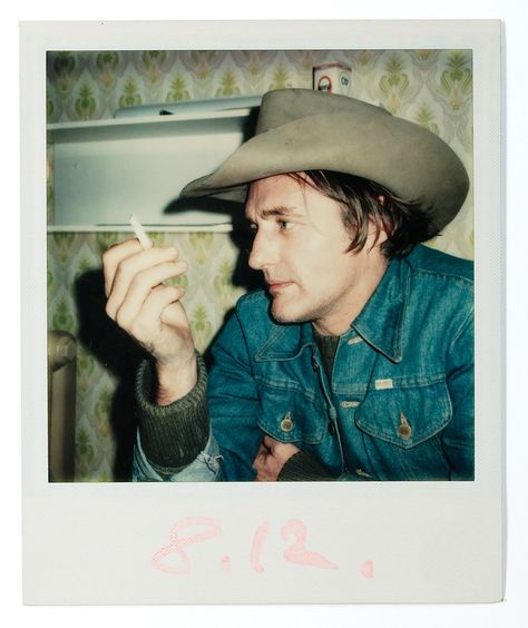 Richard Brody writes about a collection of the director Wim Wenders’s Polaroids, on display in London. Polaroid Diary, Wim Wenders, Dennis Hopper, Polaroid Photography, Photo Polaroid, Guy Bourdin, Photographers Gallery, The Lost World, Polaroid Camera