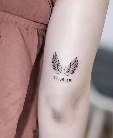 Angel Wings Wrist Tattoo, Angel Wing Wrist Tattoo, Wing Tattoos On Wrist, Angel Wing Tattoos, Tattoos For Siblings, Angle Tattoo, Matching Tattoos For Siblings, Delicate Tattoos For Women, Love Symbol Tattoos