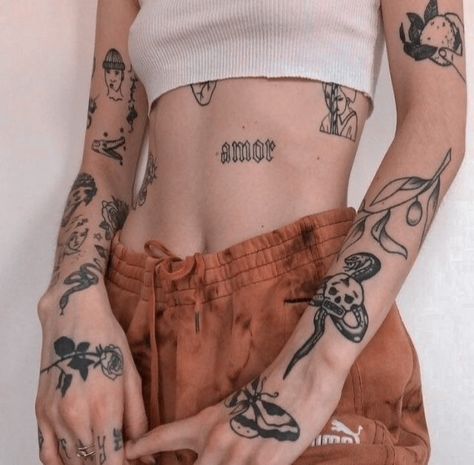 Tato Grunge, 16 Tattoo, Carpe Koi, Trening Fitness, Dainty Tattoos, Dream Tattoos, Elegant Tattoos, Dope Tattoos, Simplistic Tattoos