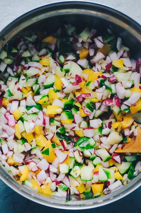 Fresh Radish Cucumber Salsa Easy Fresh Salsa Recipe, Fiesta Taco Bar, Radish Salsa, Cucumber Salsa Recipe, Radish Cucumber, Garden Salsa, Keto Dairy Free, Summer Salsa, Paleo Condiments