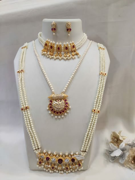 Moti Jewellery Set, Moti And Gold Necklace, Maharashtrian Pearl Jewellery, Moti Jewellery Indian, Tanmani Necklace, Marathi Jewellery, Maharashtrian Wedding, Maharashtrian Jewellery, Wedding Jewellery Designs