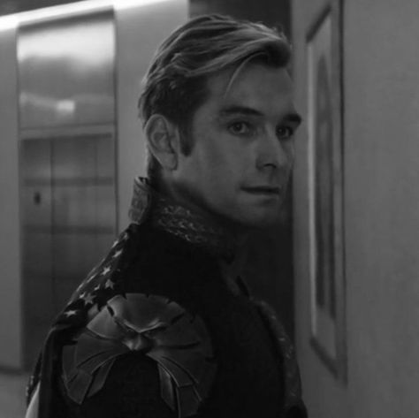 Homelander Black And White, Homelander Icon, Anthony Starr, The Man I Want, Boys Artwork, Antony Starr, Ben 10 Comics, Brooklyn Baby, Insta Profile Pic