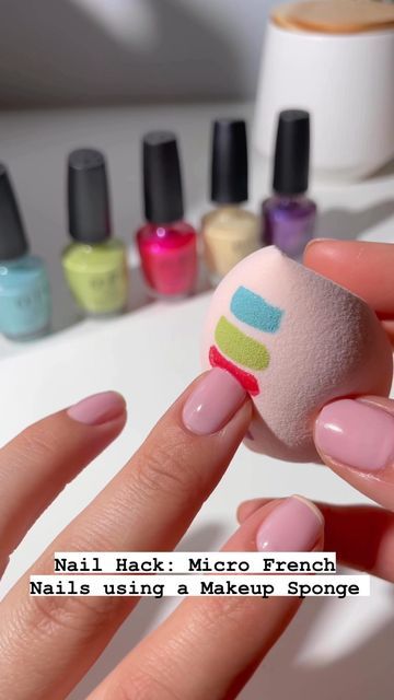 Sponge French Manicure, French Manicure With Makeup Sponge, Makeup Sponge French Tips, French Tip With Makeup Sponge, Easy French Tip Nails Diy Short Nails, Makeup Sponge Nail Art, Spring Nails At Home, Sponge Nail Art Designs, Gel Nail Designs At Home