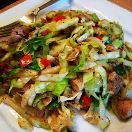 Cabbage Chicken Stir Fry, Chicken Cabbage Stir Fry, Chicken Cabbage, Stir Fry Ingredients, Cabbage Stir Fry, Chicken And Cabbage, Lots Of Food, Ideal Protein, Green Cabbage