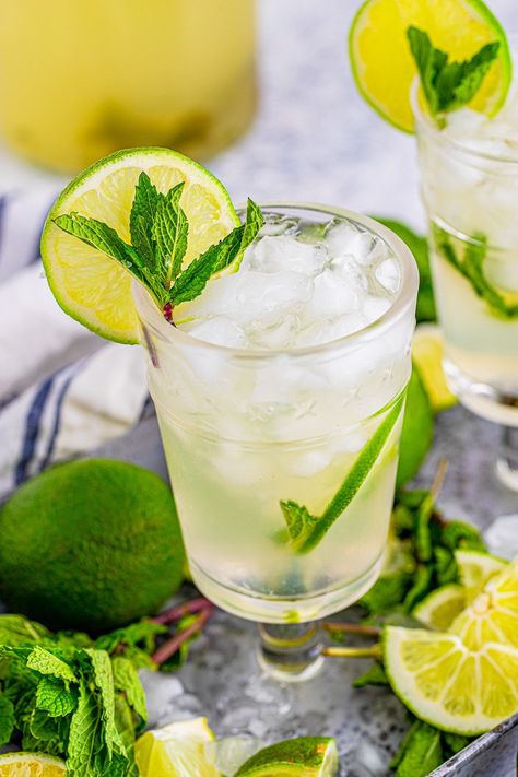 Large Batch Mojitos, Mocktail Recipe Large Batch, Big Batch Party Drinks, Large Batch Mojito Recipe, Big Batch Mojito Recipe, Batch Mojito Recipe, Batch Mojito, Cucumber Mojito Recipe, Mojitos Recipe