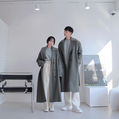 Matching Winter Outfits For Couples, Couple Outfits Matching Casual, Couple Outfits Korean, Korean Couple Outfits, Fall Couple Outfits, Minimalist Winter Outfit, Couple Ootd, Duo Dress, Couple Outfits Matching