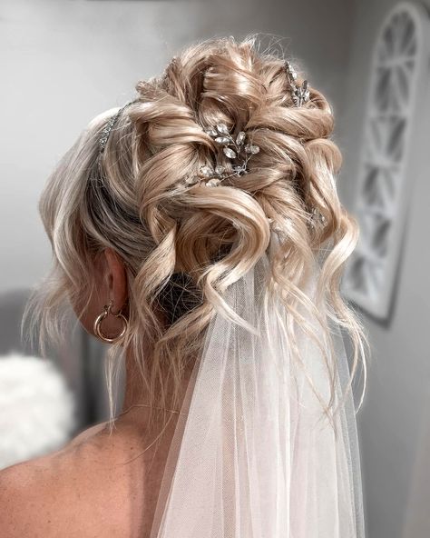 Hair by @topknotsbyaimee Lead Artist Amber @anmbridalhairstylist 🤍 High Updo Wedding Hair With Veil, Updo Hair Wedding Bride, Bride Hair Updo With Headpiece, Bride Updo With Veil Underneath, High Up Wedding Hair, Veil Updo Hairstyles Brides, High Veil Placement Bridal Updo, Bridal Hair Updo With Veil Blonde, Bridal Hair Inspiration Veils