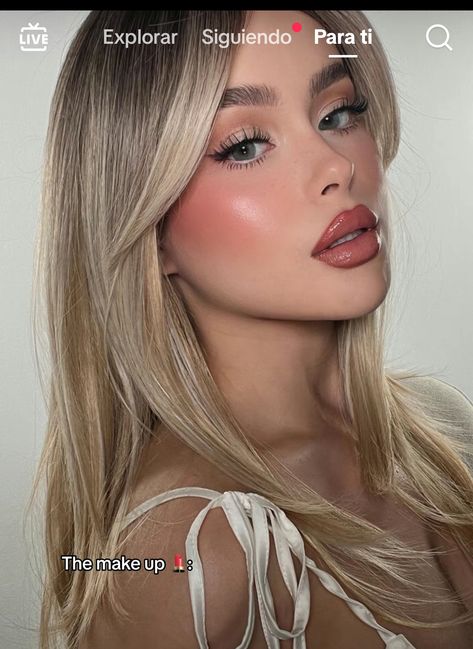 Slavic Doll Makeup, Russian Makeup, Doll Makeup Tutorial, Blonde Hair Shades, Make Up Inspo, Doll Makeup, Fashion Tutorial, Hair Shades, Russian Fashion