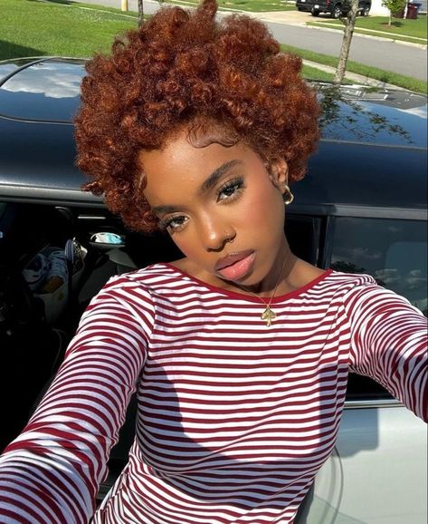 Big Chop Natural Hair, Short Dyed Hair, Natural Hair Short Cuts, Quick Natural Hair Styles, Ginger Hair Color, Dyed Hair Inspiration, Dyed Natural Hair, Hairdos For Curly Hair, Natural Hair Styles Easy