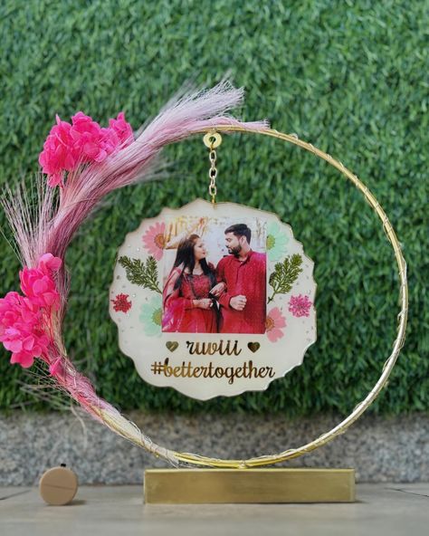 Dual side hoop frame😍 A beautiful couple🧿 Preserve your special moments for forever♥️ Customisation available🫶🏼 #resin #resinframe #couplegoals #gift #couple #resingifts #instabusiness #instagram Hoop Frame, Beautiful Couple, Special Moments, Resin Art, Couple Goals, Your Special, In This Moment, Frame, Quick Saves