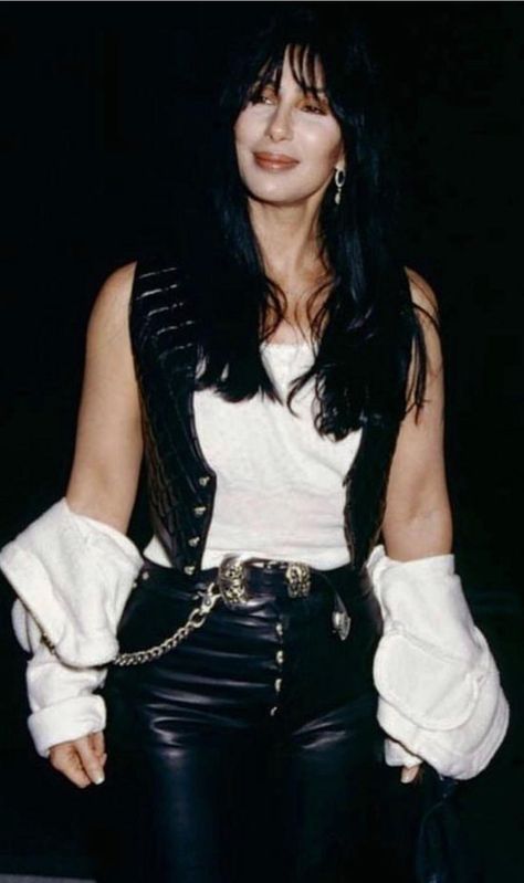 Cher Outfit, Cher Outfits, Celebrity Style Icons, Iconic Dresses, Rock Outfits, Iconic Fashion, Glam Rock, Fashion Icon, Fall Fashion Outfits