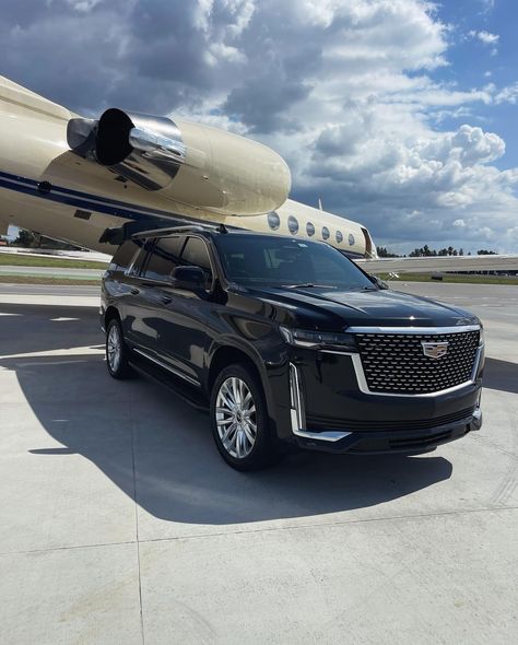 Experience the height of luxury with our VIP airport transfers. Arrive in style with our 2024 Cadillac Escalade. . . . . . #LuxuryRide #VIPTransfer #CadillacEscalade #luxeridela #airport #rideinstyle Black Escalade Cadillac, Cadallic Car, Cadillac Escalade 2024, Caddilac Cts, Black Cadillac Escalade, Laferrari Aperta, Black Cadillac, 3rd Row Suv, Big Cars