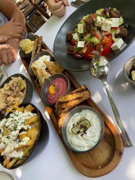 Food In Athens Greece, Food In Greece Aesthetic, Greek Cuisine Aesthetic, Greek Food In Greece, Athens Greece Food, Greece Food Aethstetic, Greek Food Aethstetic, Greek Culture Aesthetic, Ancient Greek Food