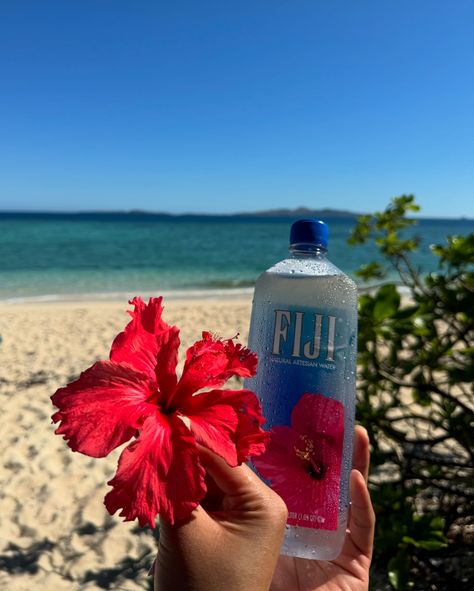 what kinda water they servin in fiji? Fiji Culture Aesthetic, Fijian Aesthetic, Fiji Islands Aesthetic, Islander Aesthetic, Preppy Vision Board, Fiji Aesthetic, Fiji Women, Australia Life, Fiji Culture