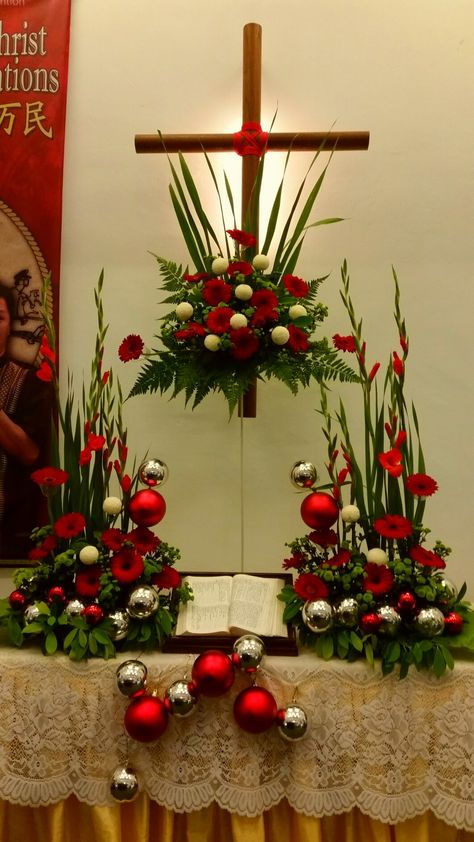 Christmas altar flower arrangements 2016 Altar Arrangements, Xmas Flowers, Christmas Flower Decorations, Church Christmas Decorations, Church Altar Decorations, Easter Flower Arrangements, Altar Arrangement, Altar Flowers, Church Decorations