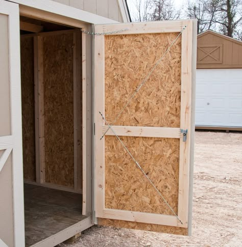 Shed Door Design Ideas, Small Garage Door, Shed Door, Shed Construction, Building A Barn Door, Build Your Own Shed, Make A Door, Simple Shed, Diy Sliding Barn Door