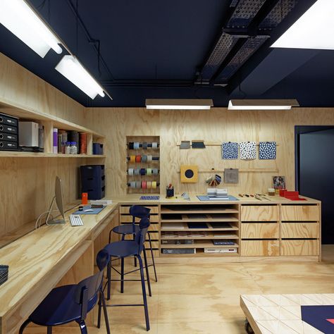 Garage Design Interior, Workshop Layout, Retail Architecture, Commercial And Office Architecture, Garage Studio, Workshop Studio, Maker Space, Garage Work Bench, Workshop Design