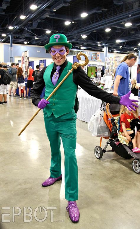 Riddler Costume Mens, The Riddler And Poison Ivy Costume, The Riddler Costume, Riddler Cosplay, Batman Penguin, Riddler Costume, Diy Costumes Men, Batman Costume Diy, Batman Rogues Gallery