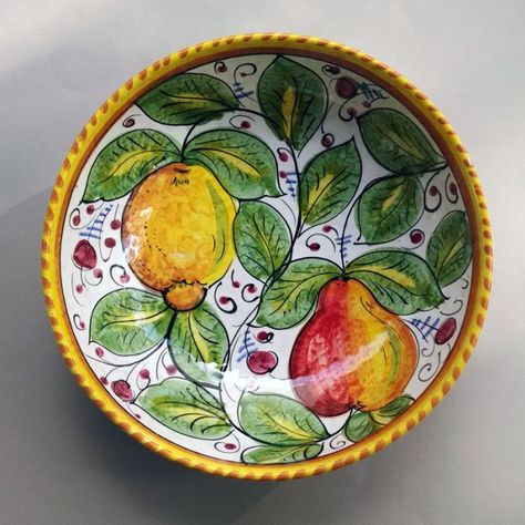 Italian Dinnerware, Italian Plates, Painted Ceramic Plates, Mexican Ceramics, Italy Beautiful, Folk Art Flowers, Tuscan Decorating, Italian Pottery, Ceramics Pottery Art