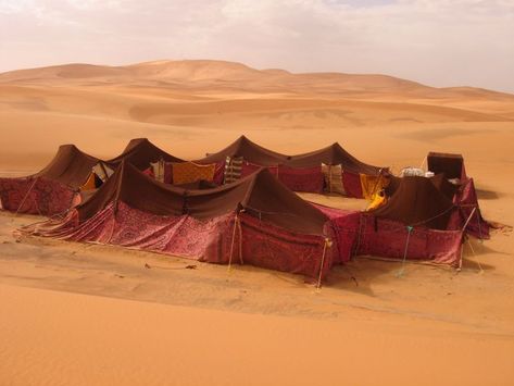 Moroccan Tent, Desert Nomad, Yurt Tent, Tent Design, Fantasy Concept Art, World Building, Environment Concept Art, Fantasy Inspiration, In The Desert