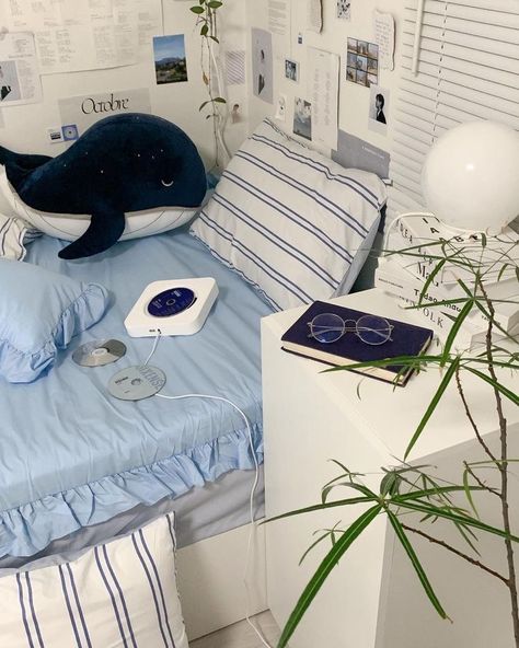 Light Blue Rooms, Ocean Room Decor, Blue Room Decor, Ocean Themed Bedroom, Ocean Room, Dekorasi Kamar Tidur, Room Redesign, Blue Room, Pretty Room