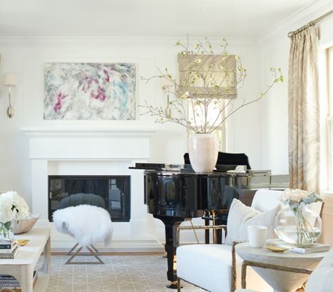 living room Living Room With Piano, Grand Piano Living Room, Grand Piano Room, Piano Rooms, Neutral Modern Living Room, Piano Living Rooms, Piano Decor, Baby Grand Piano, White Piano