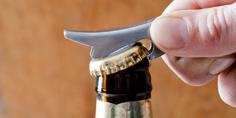 How to Open a Beer Without a Bottle Opener - 13 Hacks for Opening Beer Anytime, Anywhere Baseball Images, Party Tricks, Non Alcoholic Beer, Liquor Bar, Give Five, Beverage Recipes, Beer Opener, Beer Bottle Opener, Happy Hours