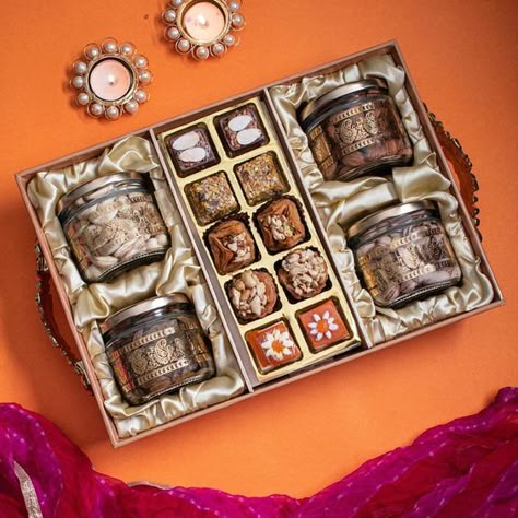 Corporate Diwali Gifts Gift Hampers Photoshoot, Dry Fruits Gift Hampers, Dry Fruits Box Packing Ideas Gift, Corporate Diwali Gift Hampers, Diwali Hamper Photography, Lohri Gifts Hampers, Diwali Gift Ideas Hampers Corporate, Diwali Hampers Baskets, Diwali Hamper Packing Ideas