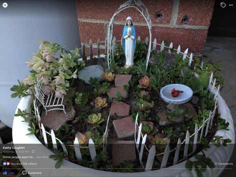 Mary Garden Ideas, Mother Mary Garden Ideas, Rosary Garden Ideas Stones, Mini Mary Garden, Backyard Shrine Virgin Mary, Mexican Style House, Marian Garden, Atrium Garden, Sacred Garden