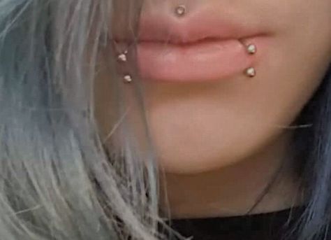 Hoop Snake Bites, Snake Bite Piercing Lips Ring, Snake Bites And Medusa Piercing, Horseshoe Snake Bites, Snake Bites Piercing Aesthetic, Snake Bite Piercing Lips, Snake Bites Lip Piercing, Cheek Dermal, Snakebite Piercing