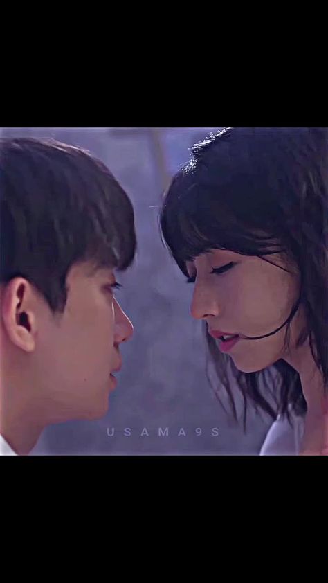 Romance Movie Scenes, Romantic Couple Kissing, Korean Drama Romance, Cute Couples Cuddling, Drama Ideas, Great Movies To Watch, Romantic Videos, Couple Romance, Romantic Anime Couples