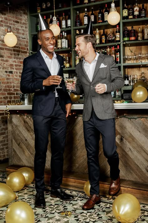 Cocktail Party Outfit Men, Mens Holiday Party Outfit, Men Christmas Outfit, Night Party Outfits, Mens Christmas Party Outfit, Christmas Party Attire, Christmas Outfit Men, Holiday Party Outfit Ideas, Wedding Guest Outfit Inspiration