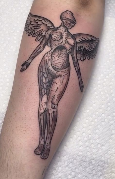 In Utero Angel Tattoo, Nirvana Tattoo Kurt Cobain, Kurt Cobain Tattoo Ideas, Nirvana Angel Tattoo, Nirvana In Utero Tattoo, Kurt Cobain In Utero, Small Tattoo Ideas For Couples, Tattoo Ideas Emo, Haha Tattoo