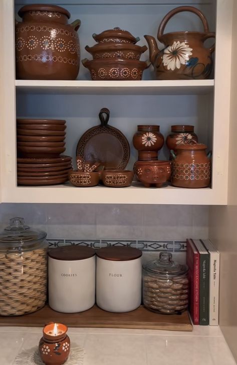 Home Decor Ideas Mexican Style, Mexican Boho Kitchen Decor, Hacienda Style Kitchen Decor, Mexican Home Asethic, Mexican China Cabinet, Apartment Decorating Mexican Style, Mexican Asethic Kitchen, Traditional Mexican Kitchen Decor, Mexican Interior Design Modern Kitchen