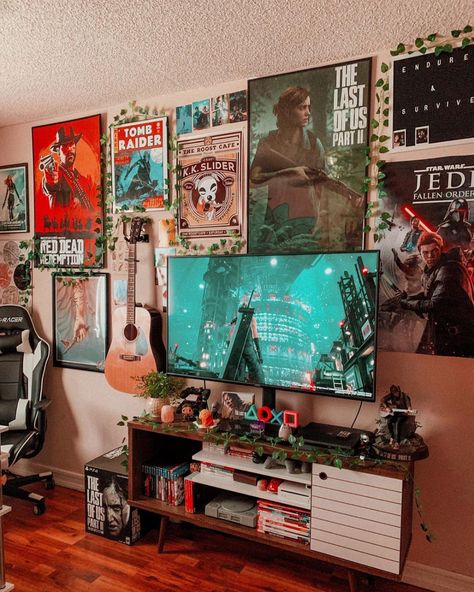 Faith (@faithisa_loser) • Instagram photos and videos Nerd Living Room, Nerdy Living Room, Sala Nerd, Gaming Room Setup Ideas, Room Setup Ideas, Nerd Room, Video Game Room Design, Gaming Room Setup, Setup Ideas