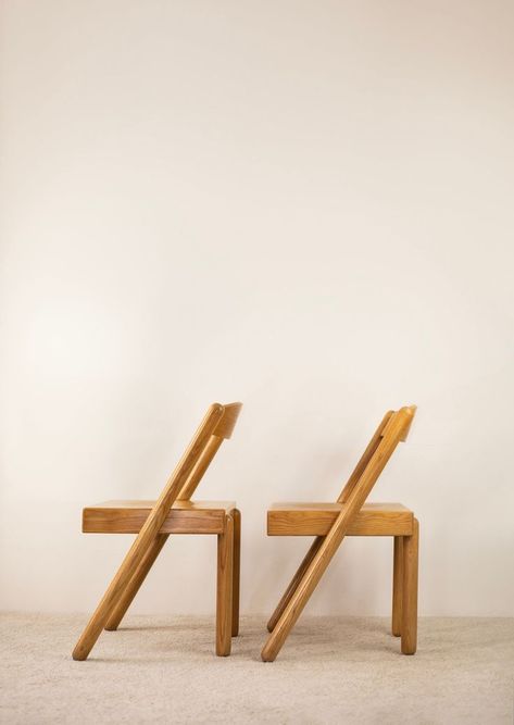 Studio Gauche Study Chair Design, Simple Wood Chair, Wooden Chair Design, Wood Frame Chair, Modern Wooden Chair, Minimalist Wood Furniture, Italian History, Nordic Chair, Wooden Lamps